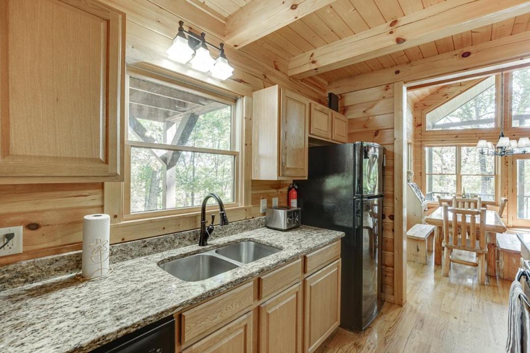Deluxe Cabin For Groups Near Helen W Hot Tub Cornelia Luaran gambar